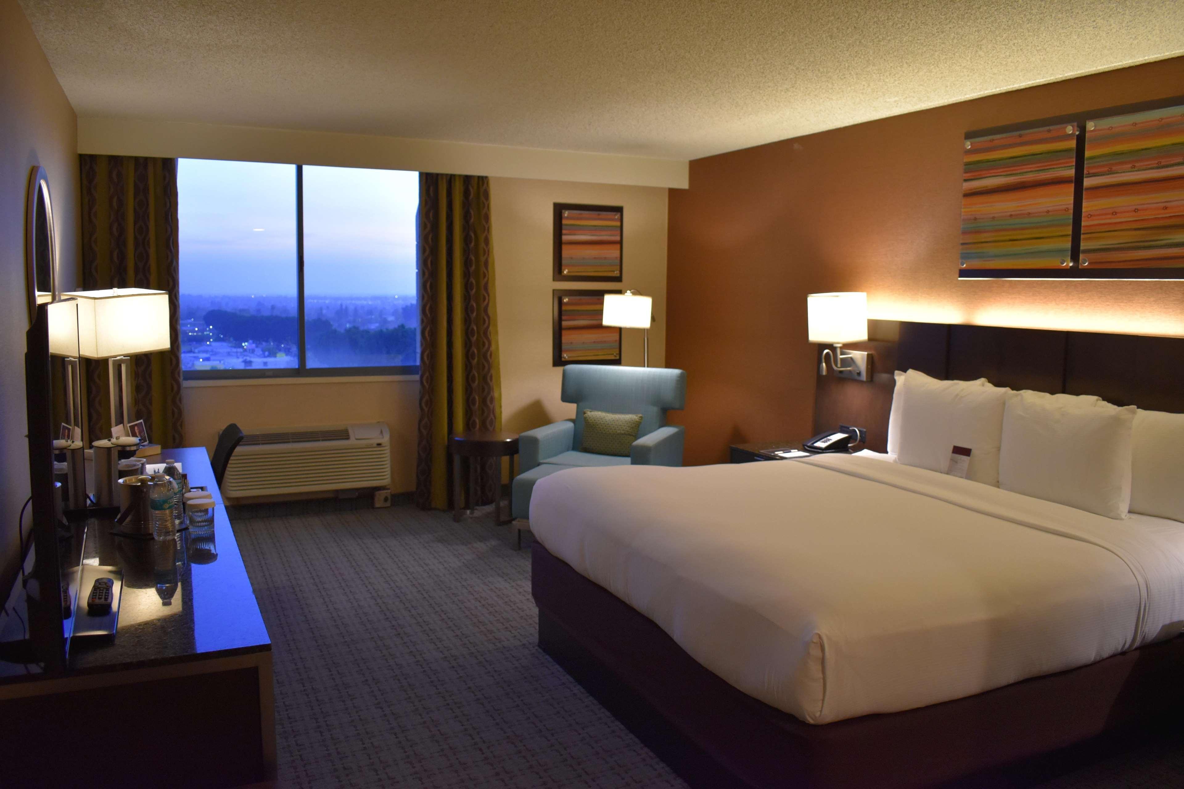 ดับเบิลทรี บาย ฮิลตัน วิตเทียร์ ลอส แองเจลิส Hotel Whittier ภายนอก รูปภาพ