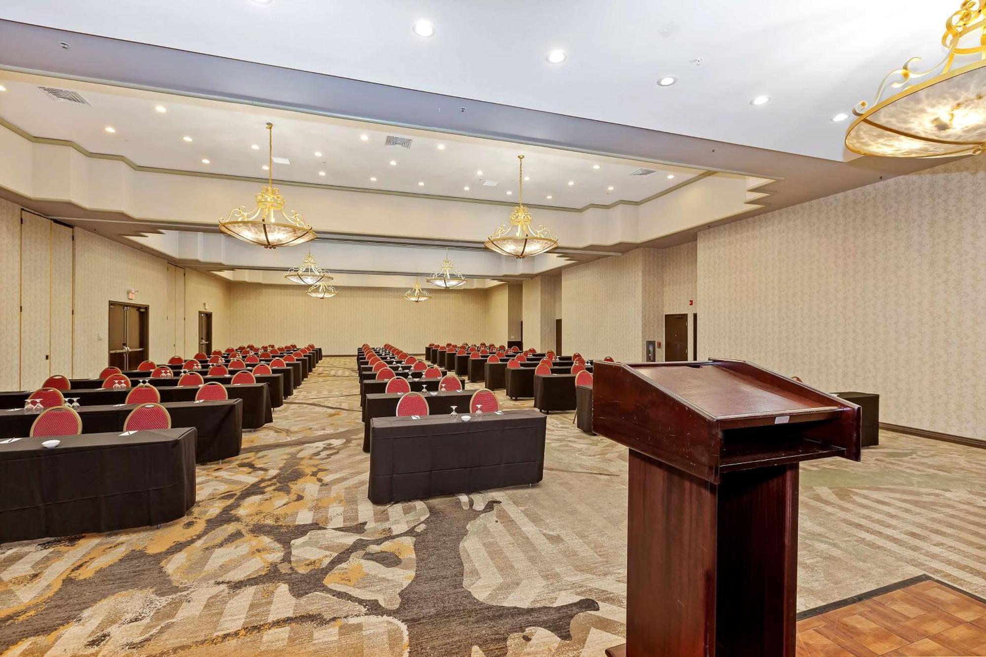 ดับเบิลทรี บาย ฮิลตัน วิตเทียร์ ลอส แองเจลิส Hotel Whittier ภายนอก รูปภาพ