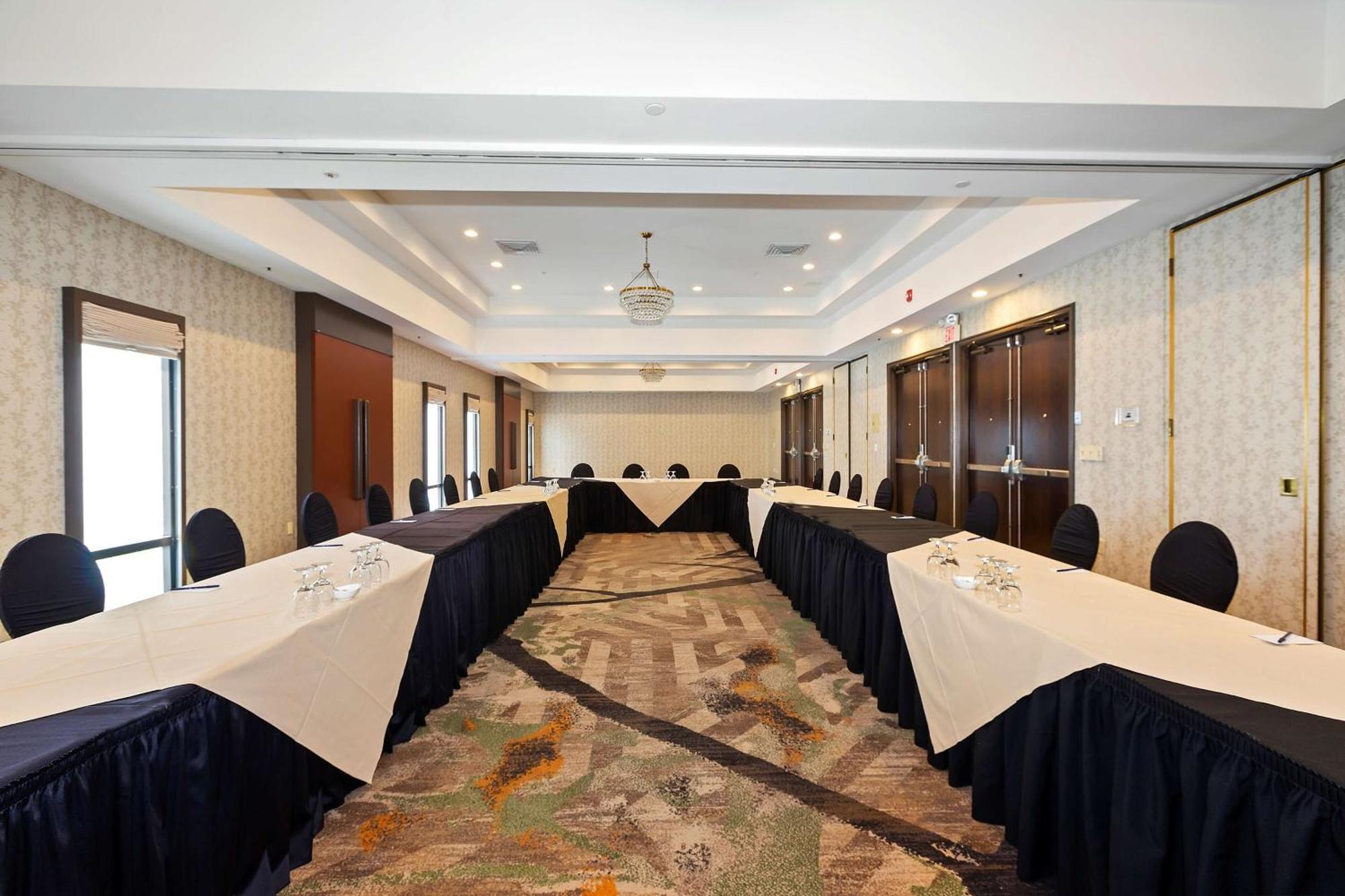 ดับเบิลทรี บาย ฮิลตัน วิตเทียร์ ลอส แองเจลิส Hotel Whittier ภายนอก รูปภาพ