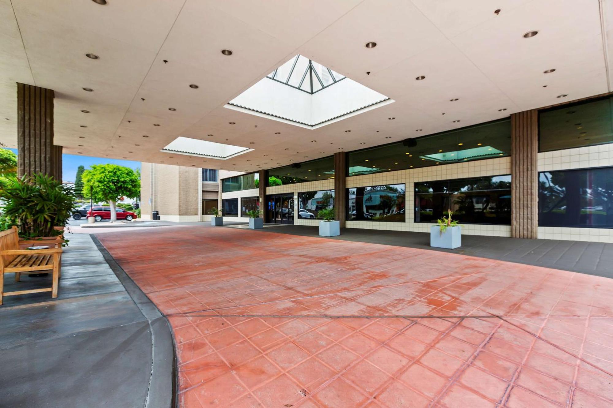 ดับเบิลทรี บาย ฮิลตัน วิตเทียร์ ลอส แองเจลิส Hotel Whittier ภายนอก รูปภาพ