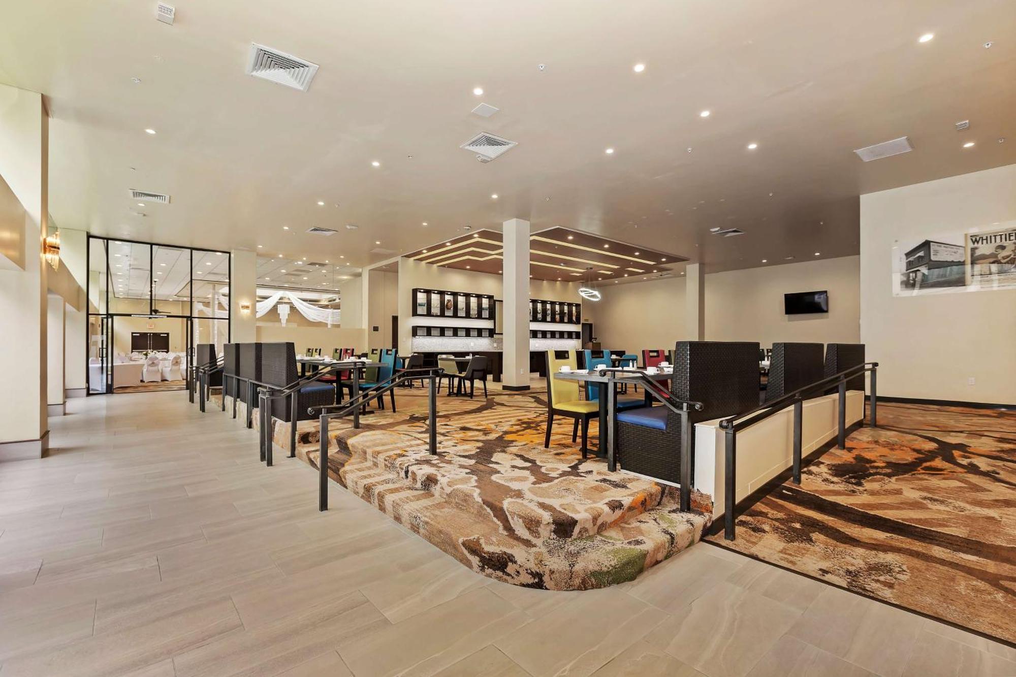 ดับเบิลทรี บาย ฮิลตัน วิตเทียร์ ลอส แองเจลิส Hotel Whittier ภายนอก รูปภาพ