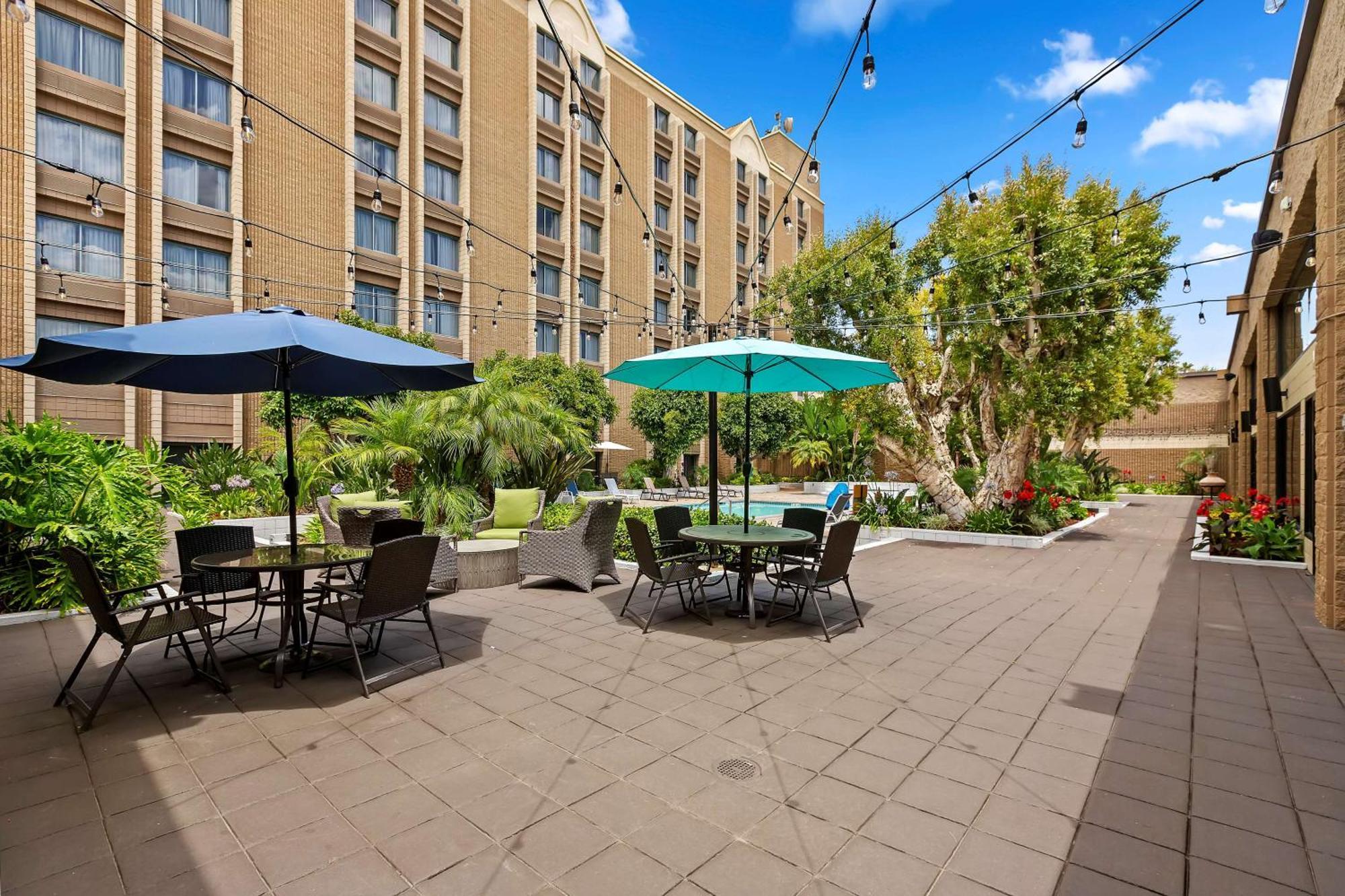 ดับเบิลทรี บาย ฮิลตัน วิตเทียร์ ลอส แองเจลิส Hotel Whittier ภายนอก รูปภาพ