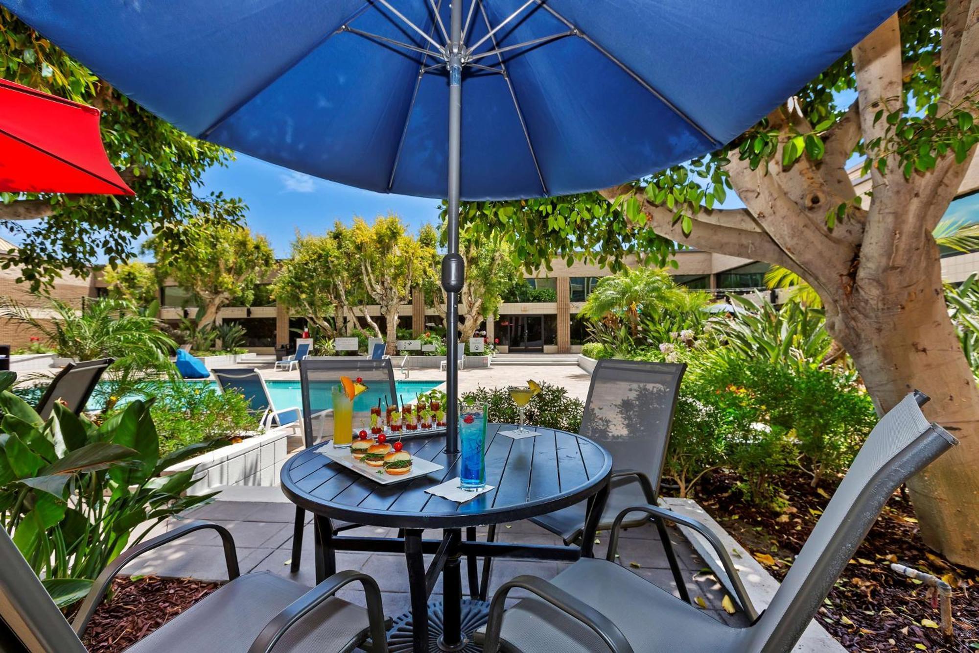 ดับเบิลทรี บาย ฮิลตัน วิตเทียร์ ลอส แองเจลิส Hotel Whittier ภายนอก รูปภาพ