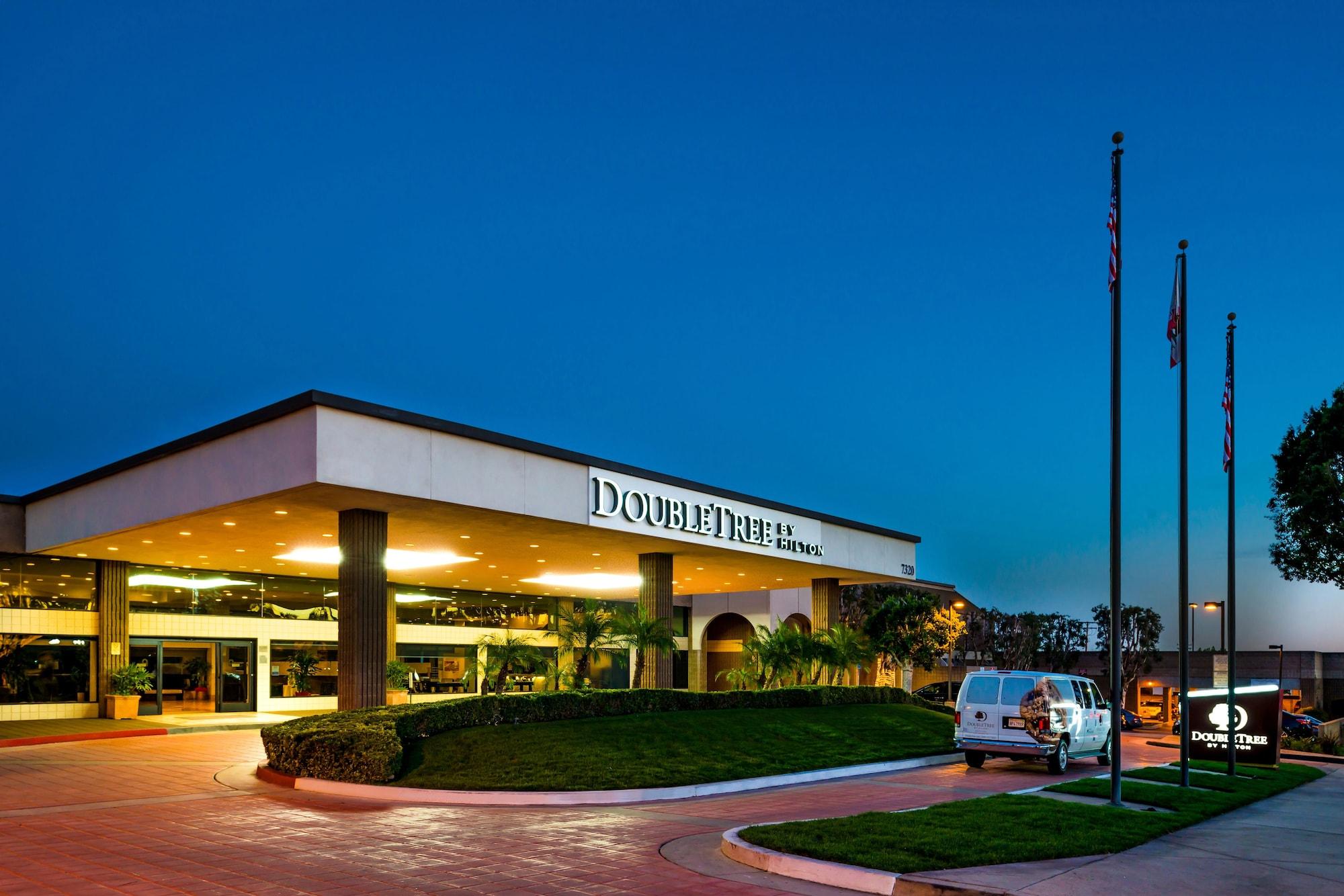 ดับเบิลทรี บาย ฮิลตัน วิตเทียร์ ลอส แองเจลิส Hotel Whittier ภายนอก รูปภาพ